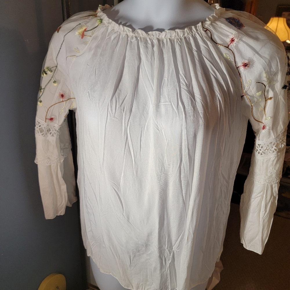 Boho embroidered peasant blouse